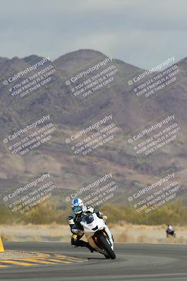 media/Feb-23-2023-Racers Edge (Thu) [[45c9a79e62]]/B Group/Session 2 (Turn 14)/